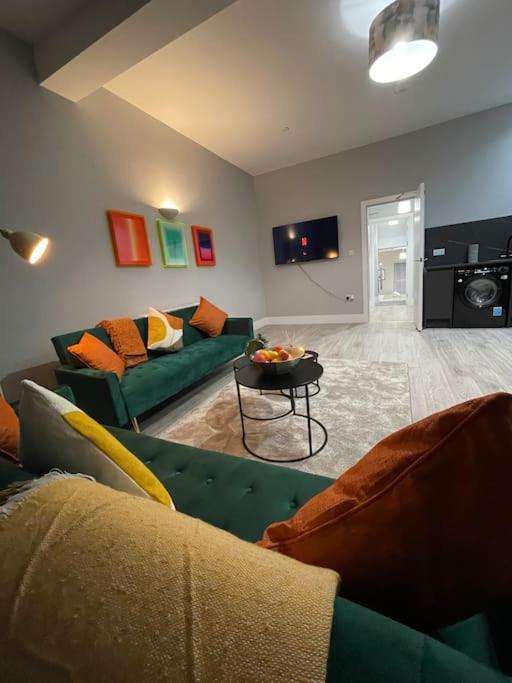 The Colourful Loft Apartamento Cardiff