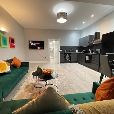 The Colourful Loft Apartment Cardiff Exterior photo