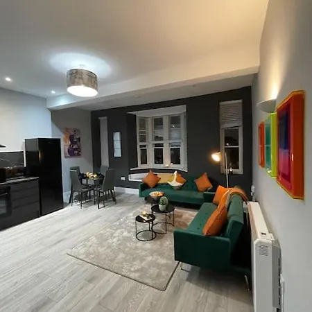 The Colourful Loft Apartment Cardiff Exterior photo