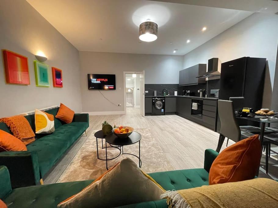 The Colourful Loft Apartment Cardiff